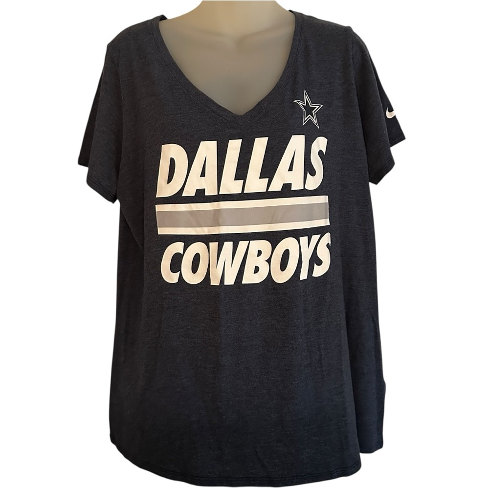 Nike Dallas Cowboys Football NFL Short Sleeve V-neck Tee, Women’s XXL